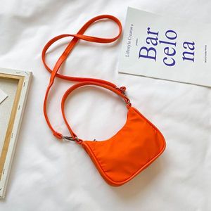 Kids Girl Handbags Fashion Baby One Shoulder Bags Children Mini Cute Letter Casual Portable Messenger Accessories Bag Kid Women Bag Size:17*14*5cm