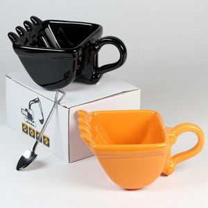 Bottiglia d'acqua Tazze in ceramica creative con cucchiaio Escavatore Secchio Tazza Tazze da caffè Tè Tazza da latte Regali unici Decorazioni per la casa Torta divertente