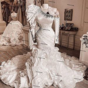 Abiti da sposa a sirena di lusso arabo Aso Ebi Abiti da sposa monospalla a maniche lunghe con volant in cristallo Gonna principessa abiti da sposa africani