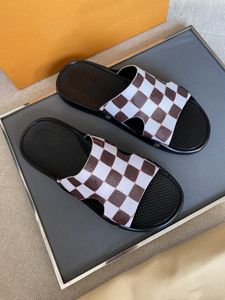 Luksusowy 2021 Moda Sandals Sandals Kapcie dla mężczyzn Kobiety z oryginalnym pudełkiem Hot Designer Unisex Beach Flip Flops Slipper Najlepsza jakość