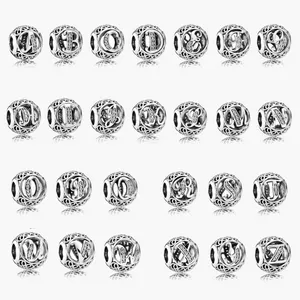 Damen-Charms aus 925er-Sterlingsilber, passend für Pandora-Armbänder, Top-Qualität, Vintage-Alphabet-Charm A-M mit klaren CZ-Lady-DIY-Perlen, mit Originalverpackung