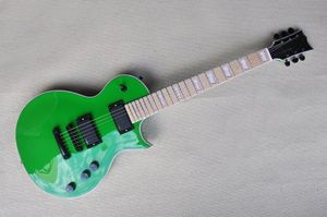 Электрическая гитара зеленого тела с кленкой, черным оборудованием, матерью жемчужиной вкладки, можно настроить