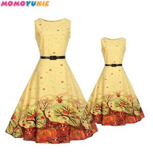 Casual Family Matching Outfits Vintage Mother and Daughter Dresses Clothes Summer Floral Print Sleeveless Teenage Girls Clothing 210713