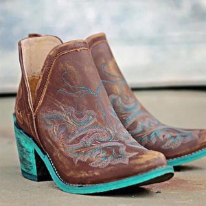 Çizmeler kadın Sonbahar Kış Rahat Batı Kovboy Ayak Bileği Kadın Deri Cowgirl Kısa Kazaklar Yüksek Topuklu Trendy Ayakkabı