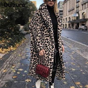 Роскошная мода леопард длинный плюшевый мишка куртки для мытья куртки для женщин зима толстая теплая верхняя одежда бренд мода искусственная меховая пальто женский 211222