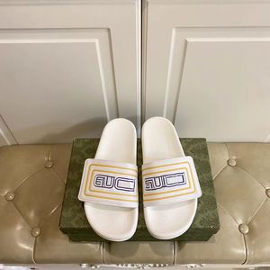 2021 high quality men's and women's slide summer slippers beach indoor flat sandals with luggage eur35-46