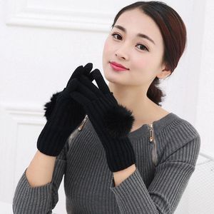 指のない手袋250ペア/ロットニットウールの女性の冬2ピースセットの毛皮のボールスクリーンミトンファッションの暖かいソリッドカラー