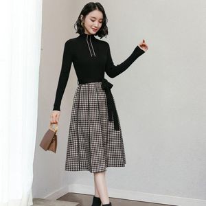 Dorywczo sukienki Koreańska moda z długim rękawem Sukienka Kobiety odzież Patchwork Plaid Lace Up A-Line Dzianiny Elegancki zimowy Midi sweter