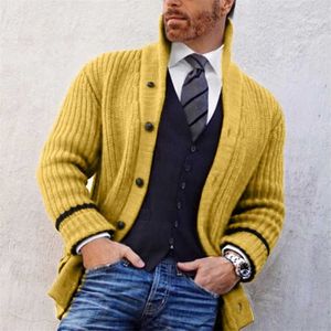 Mens Winter Warm Solid Långärmad Knit Cardigan Toppar Höst Fashion V-Neck Knappad Tröja Coat för män Casual Streetwear 211221