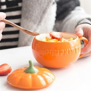 Newest 300ml Cute Coffee Mug Ceramic Drinking with Lid Milk Mugs Breakfast Oatmeal Funny Pumpkin Cup Halloween Gifts Y201015