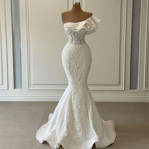 Omuz bir 2022 Zarif Denizkızı Gelinlikler fırfırlar beyaz 3d dantel aplike artı boyutu gelin önlükleri robe de mariage