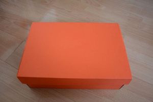 Before buying a shoe box, please contact us!