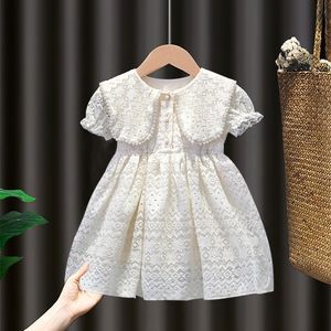 Flickor Klänning Sommar Peter Pan Collar Barn Lace Dress Kids Prinsessan Klädbroderi Outfits med pärlor 2-6Y Q0716