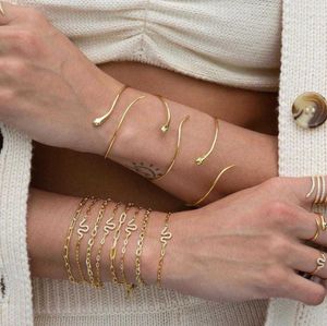 Bracciale rigido con serpente regolato aperto color oro per donna 2020 gioielli di moda estivi Q0717