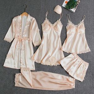 Пижамас набор с кружевными женщинами атласные сонные одежды летние пижамы наливают FEMME 5 шт. Кимоно халат платье интимное белье V-образным вырезом домой Q0706