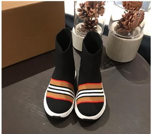 2021 Ny baby pojke skor läder designer barn fancy utomhus sneakers barn mode sport gym fotboll stövlar EU 26-35 skicka med låda