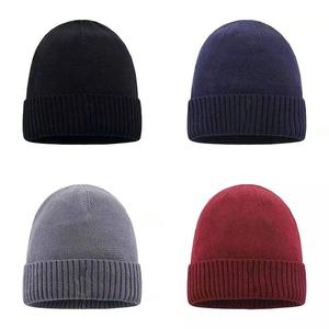 Högkvalitativ säljande vinter beanie män kvinnor fritid stickande mössa parka head cover mössa utomhusälskare mode vintrar stickade hattar skalle mössor