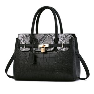 HBP Fashion Womesn Totes Bags Crocodile Pattern Trend Lday حقيبة يد كبيرة السعة في الهواء الطلق الترفيه حقيبة الكتف