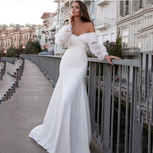 Enkel Satin Mermaid Bröllopsklänningar Lång Fuff Muffe Sexig Lace Beach Bride Dress Off The Shoulder Boho Bridal Gowns