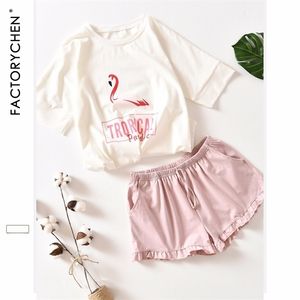 Flamingos Kortärmad + Shorts Hemdräkt Spot 100% Bomull Pajama Set Sommar Natt rekommenderade Kvinnor Pijama Hemkläder 210831