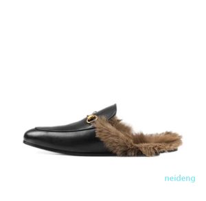 2021 Designer Princetown tofflor Höst Vinter Varma Män Kvinnor Höst Wintry Wool Loafers med fashionabel gata 36-40 663