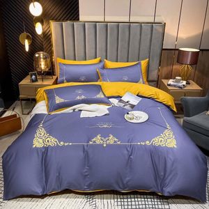 Set di biancheria da letto di design in cotone di lusso Trapunte per letto matrimoniale viola Inverno