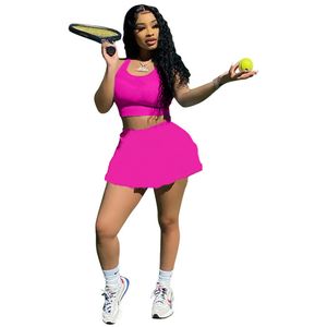 夏の女性テニスのドレスセットトラックスーツノースリーブタンクトップ+ショートパンツスカート2ピースセットプラスサイズ2xl手紙衣装カジュアルスポーツウェアティー+ミニスカート5530