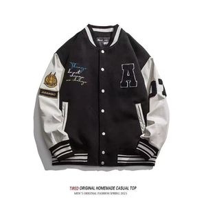 Mäns Jackor 2021 Amerikansk mode Baseball Jacka Gullig Bear Patch Text Tryck Märke Mens Kläder Höst Vinter Varsity Bomber Coat