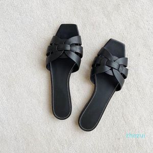 Designer tofflor hyllning platt sule sandaler vävda läder kvinnor sandal glid tofflan slip fyrkanten skor lady utomhus fest