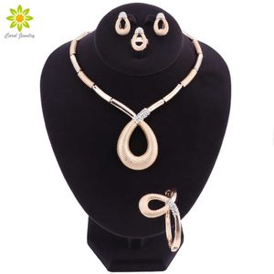 Fashion Women Jewelry Det African Dubai Gold-color Exaggerate Necklace Bracelet Earrings Ring Wedding African Beads Jewelry Sets H1022