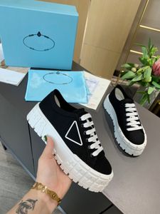 Prads dicker Boden Cloud Bust Höhe erhöhen Schuhe Mode Dame 19Aw Knit Sneaker große Größe Übergröße Hakoyu Trainer Plateauschuhe