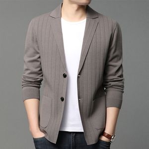 Garnitur Mężczyźni Dzianiny Coat Casual Moda Pasek Kartacyjna Kurtka Koreańska Solidna Blazer Znosić Męskie Odzież Casaco Masculino Styl