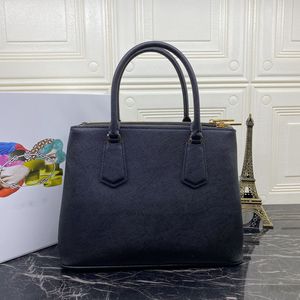 Mulheres Luxurys Designers Bags 2021 Moda e Saco de Ombro Confortável P Home Número: 1BA232 Tamanho: 31 * 22.5 * 13.5cm