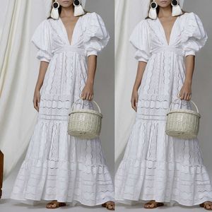 Women's Summer Dresses Boho Women Holiday Lace Hollow Out SundrPuff-Sleeve Solid Deep V-Neck Maxi DrFashion 2021 X0621