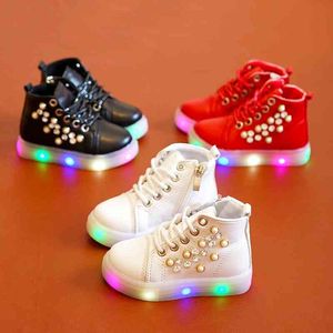 Çocuklar Kız Ayakkabı Düz ​​Topuklu Dantel Yukarı Moda Rahat Çocuk Kız LED Işık Ayakkabı Flaş Inci Kristal Ayakkabı Çizmeler Beyaz Pembe Kırmızı 210713
