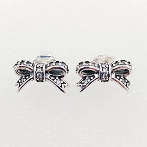 Hot Charms projektant biżuterii Autentyczne 925 Sterling Silver DELIKATNY ŁUK Stadniny Kolczyki Pandora Kolczyki luksusowe kobiety Walentynki prezent urodzinowy ślub 290555CZ