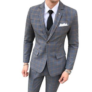 ハイエンドカジュアルなビジネスメンズスーツ（ジャケット+ベスト+パンツ）新郎ファッションブティック格子縞のウェディングドレススーツ3pcEセットx0909