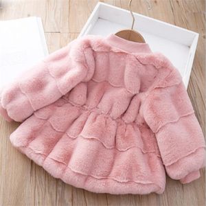 Partihandel och Retail Girls 'Faux Fur Coat 2021 Höst Vinter Ny Mink Velvet Din Waist Warm Top Casual Jacket Mode Barnkläder