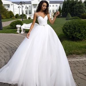 New Style Ball Gown Wedding Dress Sexy Beading Spaghetti Straps V Neck Ruched Backless Wedding Dresses