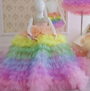 Красочные роскошные 2021 цветок девушка платья из бисера кристаллы на ярусы маленькая девочка свадебные платья дешевые обличные платья платья ZJ737