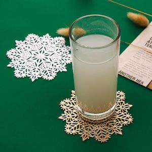 Christmas Decorations 10/38cm Placemat PVC Christmas Snowflake Table Mats Party Decoration Mat Coaster Cup Pads Sliver and gold XD29961