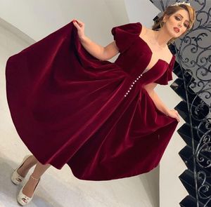 2021 Vintage Burgundy Evening Dresses Short Sleeves Tea Length A Line Velvet Illusion Buttons Custom Made Plus Size Prom Party Gowns robes