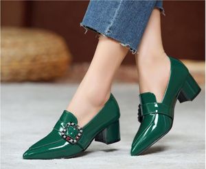 Klänning skor mode sexiga låga klackar kvinnors eleganta spetsiga kvinnor # pumpen grön naken hög oxford kvinnlig märke designer