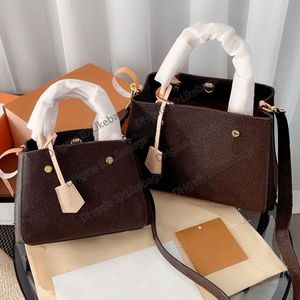 Shoulder Bag Luxurys Designers Handbags Purse Tote Bags BB CM Clutch Wallets Women Genuine Brown Flowers Leather Designer Messenger Crossbody Totes Bags