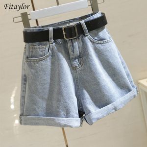 Fitaylor streetwear hög midja kvinnor blå denim med bälte sommar avslappnad kvinnlig bred ben plus storlek 2xl jeans shorts 210301