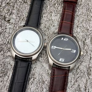 Marca de moda Relógios Homens Boy Couro Strap Quartz Wrist Watch Relógios B02