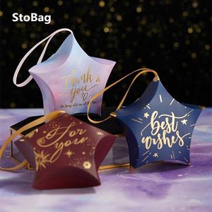 Stobag 30pcs /ロットスター型メリークリスマス結婚式キャンディー包装箱特別手作りベビーシャワーDIYクッキーBOUR 210602