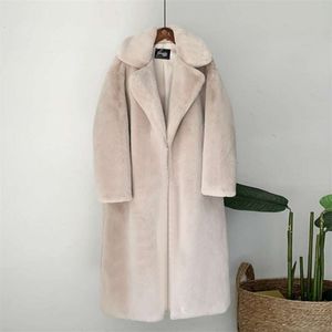 Elegant Vinterpäls Kvinnor Mode Plush Faux Mink Furrockar Lös pälsjacka Högkvalitativ överrock Tjocka Vinter Jackor 210925