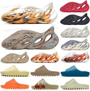 White Sandals toptan satış-Sandal Vermillion Mineral Mavi Sandalet Slayt Terlikleri Onyx Socher Saf Runr MX Krem Kil Ay Gri Ayakkabı Beyaz Çöl Kum Erkek Kadınlar S0uux