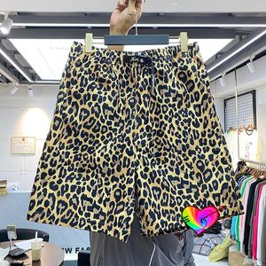 Shorts masculinos 2021 homem kapital homens mulheres de alta qualidade leopardo impressão pista ligeiramente solta zíper bolas de bolso